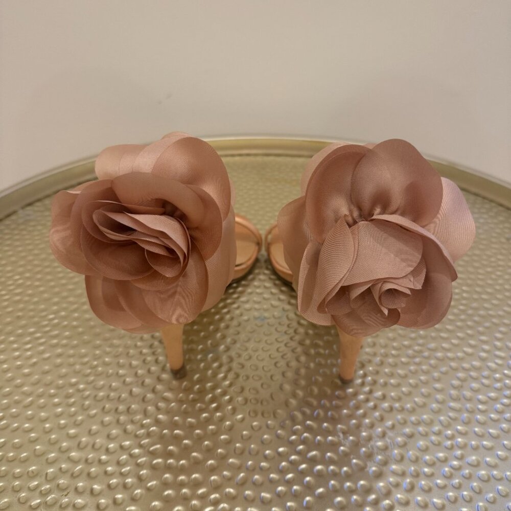 Statement Heels - Picture 3 of 4